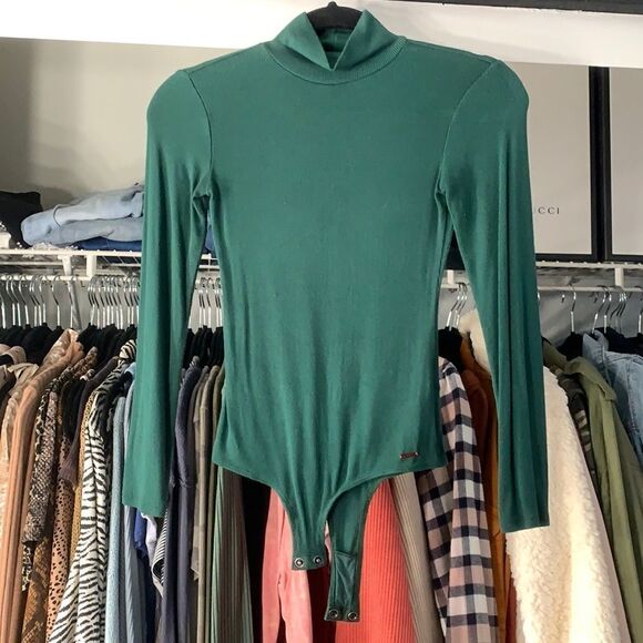 n: philanthropy xs green long sleeve body suite - Picture 1 of 4